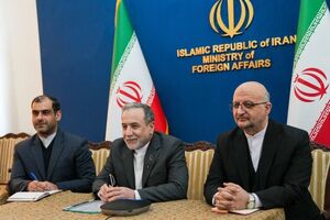 برگزاری نشست عراقچی با سفرا و روسای نمایندگی‌های ایران در اروپای شرقی