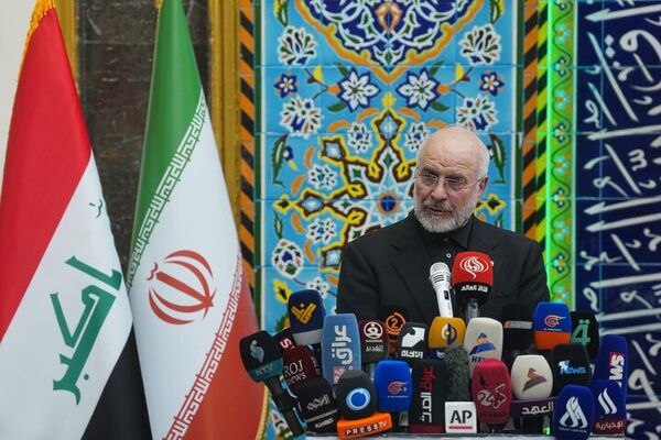 ایران و عراق اجازه نمی دهند بیگانگان سرنوشت شان را تعیین کنند