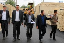 آغاز عملیات آسفالت معابر روستای پلکانه چرداول پس از سال‌ها انتظار