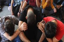 دستگیری 15 نفر توزیع کننده مواد محترقه در اصفهان/ کشف 57 هزار مواد محترقه غیر مجاز