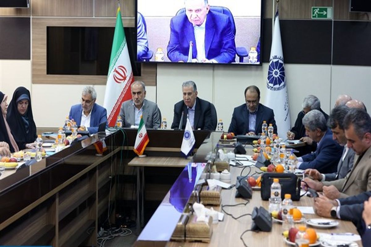 نشست کمیسیون ویژه حمایت از تولید با نمایندگان بخش خصوصی اتاق ایران