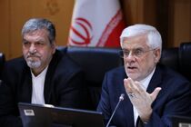 باید از بیان سخنان شعاری پرهیز کرد