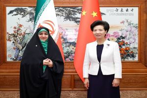 ایران آماده گسترش همکاری با چین در حوزه زنان است