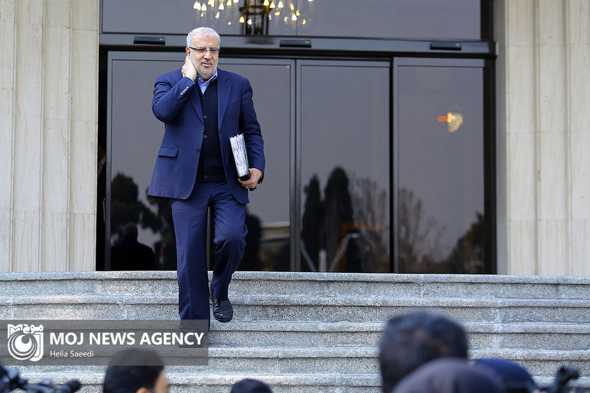 حاشیه جلسه هیات دولت - ۲ اسفند