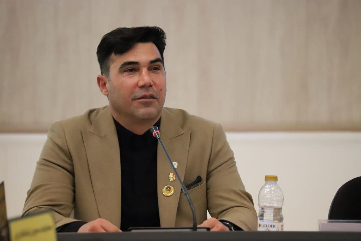 رئیس هیات قایقرانی استان اردبیل