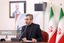 آمریکا با هدف تسلیم ایران، مذاکره می‌کند