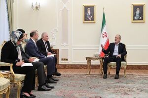 هیچ خللی در روابط ایران و ارمنستان نباید ایجاد شود