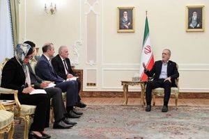 هیچ خللی در روابط ایران و ارمنستان نباید ایجاد شود