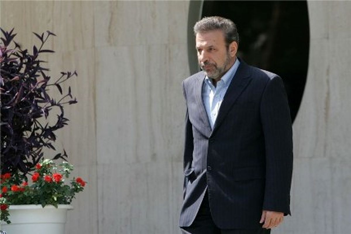 محمود واعظی