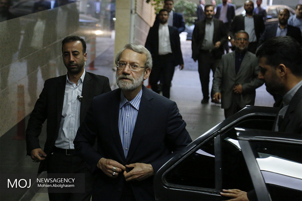 بازدید علی لاریجانی رییس مجلس شورای اسلامی از ستاد انتخابات کشور