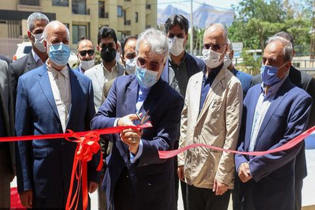 افتتاح ورزشگاه ولایت .