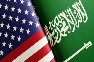 وزیران خارجه عربستان و آمریکا با یکدیگر گفتگو کردند