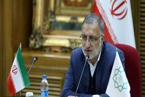 آمریکا و فرانسه پای خود را از گلیمشان درازتر می‌کنند/ بخش زیادی از باری که وارد تهران می‌شود مناطق ۱۶ و ۱۲ ما را درگیر می‌کند