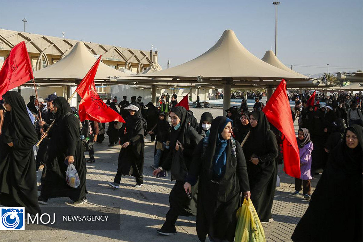خدمات رسانی کارکنان شهرداری تهران به زائران اربعین حسینی