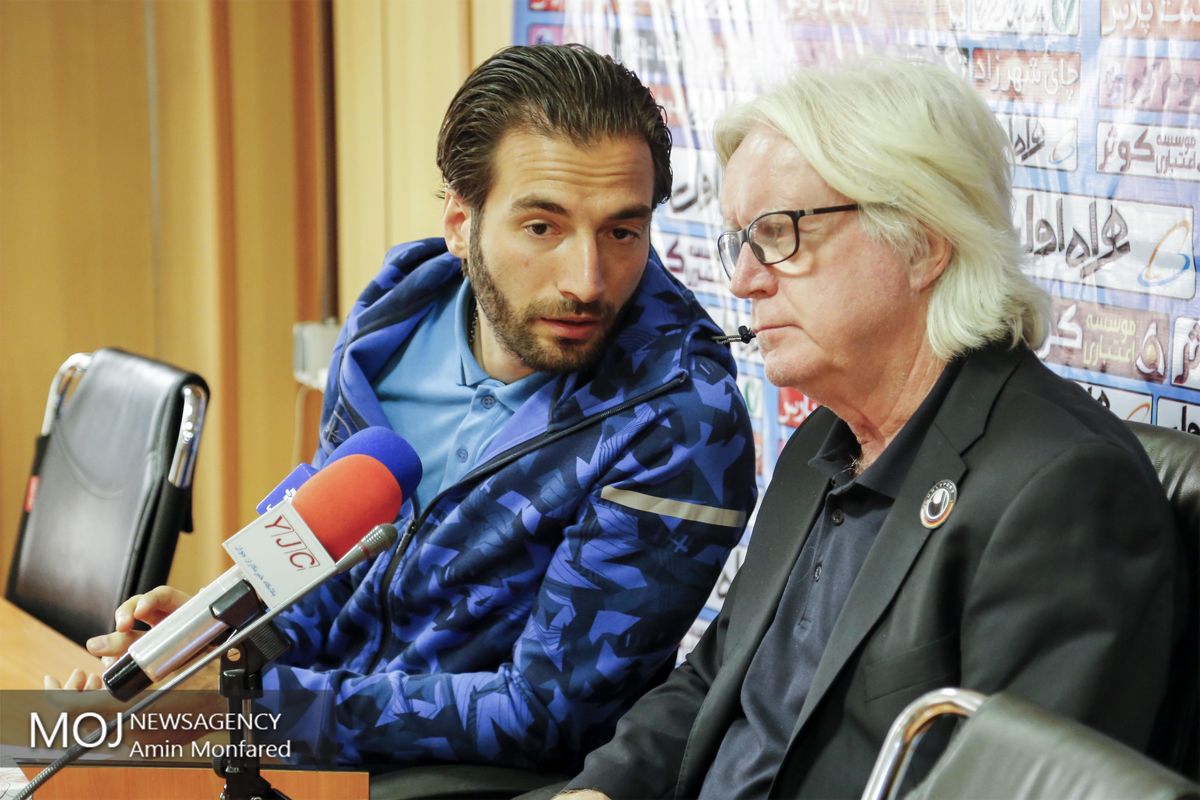 وینفرد شفر سرمربی استقلال تهران