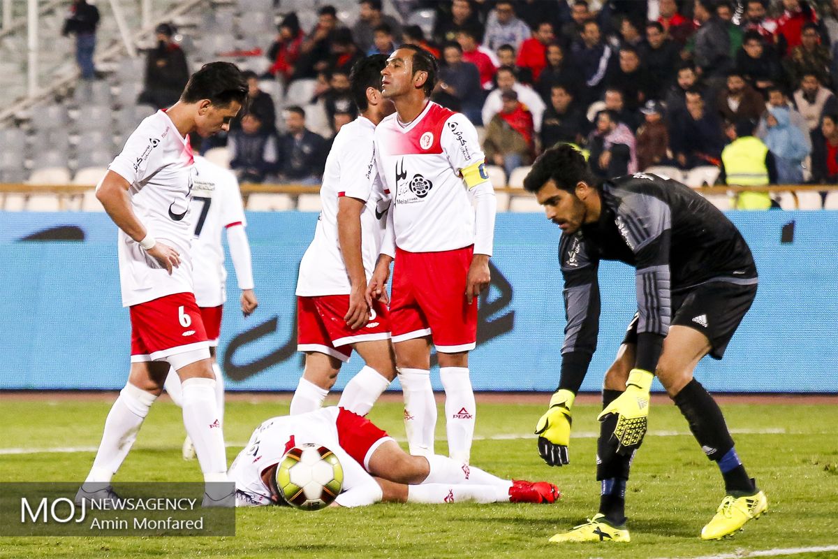 دیدار تیم های پرسپولیس و پدیده مشهد