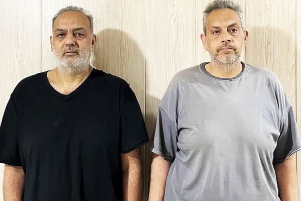 تصاویر سارقان طلاجات زنان سالخورده منتشر شد/ مالباختگان به پلیس مراجعه کنند