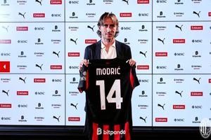 میلان باید برای صدر بجنگد