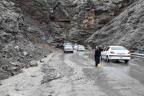 مسدودی ریزش کوه جاده چالوس برطرف شد