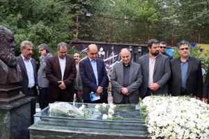 ساخت یادمان هوشنگ ابتهاج در باغ محتشم تا اسفندماه/ رایزن هند: "سایه" گنجینه مشترک جهان فارسی‌زبان است