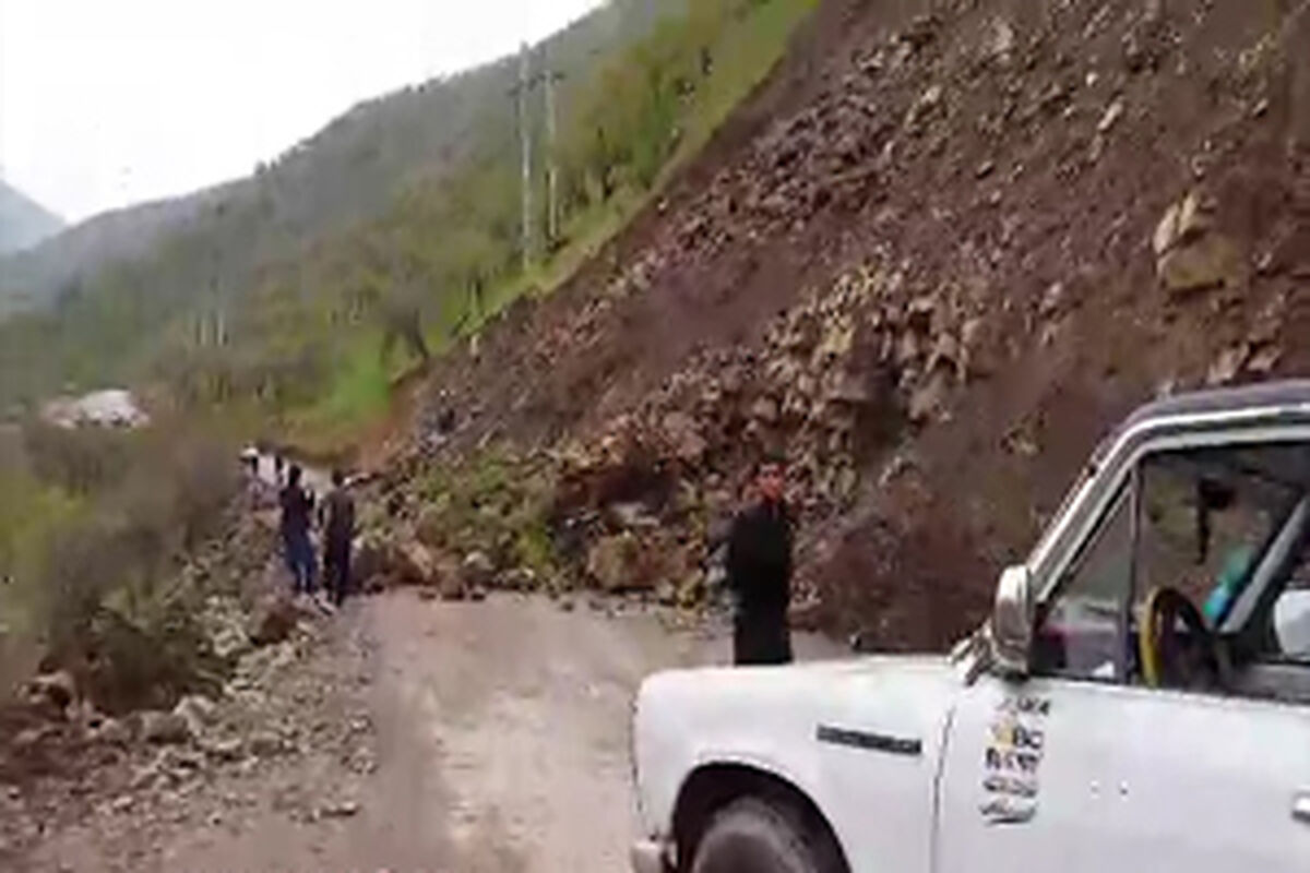 مسدود شدن ۱۰ جاده روستایی