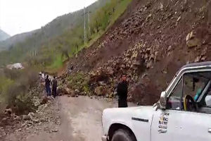 مسدود شدن ۱۰ جاده روستایی/ ارتش و سپاه وارد عمل شدند