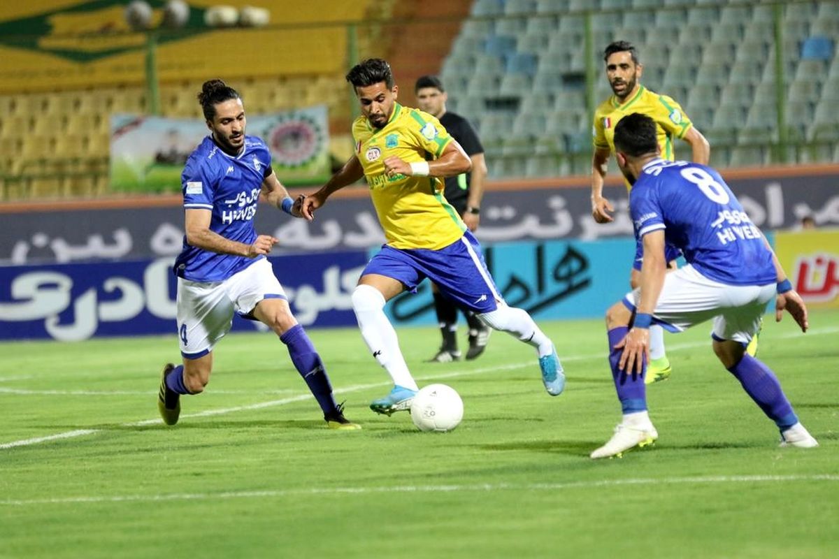 بازی صنعت نفت آبادان و استقلال1