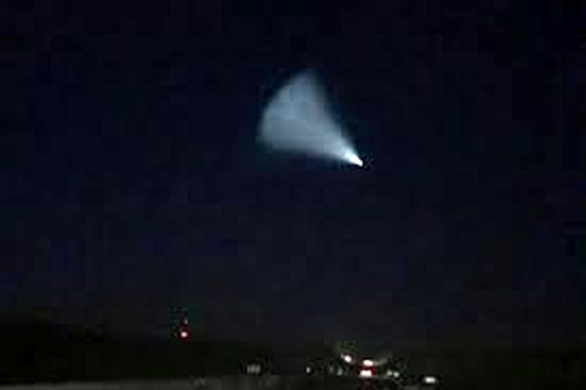 شی نورانی در آسمان شهر‌های گیلان 