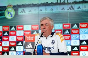 تا زمانی که باشگاه بخواهد به کارم در برنابئو ادامه  می‌دهم