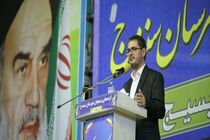 با جوانان کردستان را به سمت پیشرفت و تعالی خواهیم برد