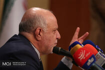 تاکید زنگنه به شرکت‌ های تابعه وزارت نفت بر ادامه کمک رسانی به مناطق سیل زده