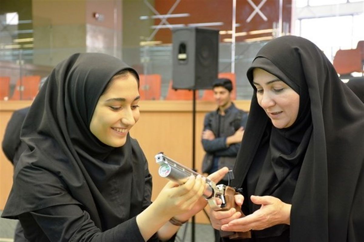 تیراندازی بانوان