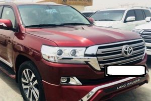 توقیف لندکروز 50 میلیاردی قاچاق در اصفهان