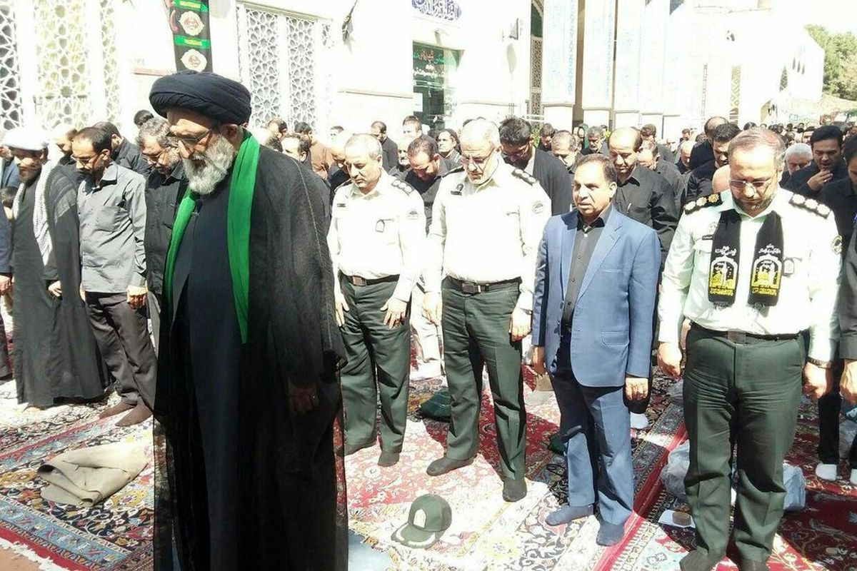 آیت‌الله حسینی همدانی+نماز