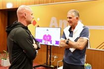 دیدار کی‌روش با سرمربی تیم ملی ولز 