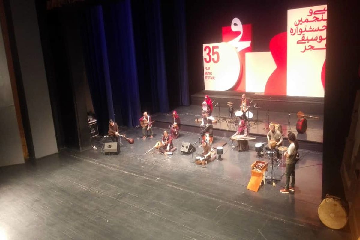 کنسرت گروه رستاک در سی و پنجمین جشنواره موسیقی فجر