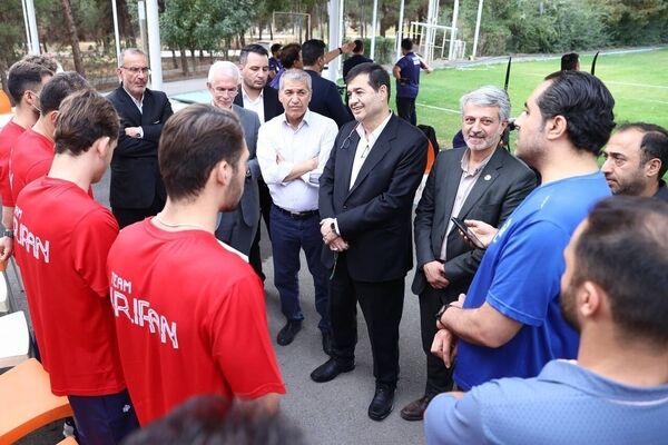 دستور وزیر برای تمرین مشترک کمانداران