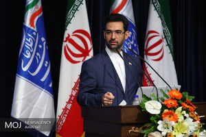 جهرمی به گزارش ایراد امنیتی در نرم‌افزار سروش واکنش نشان داد