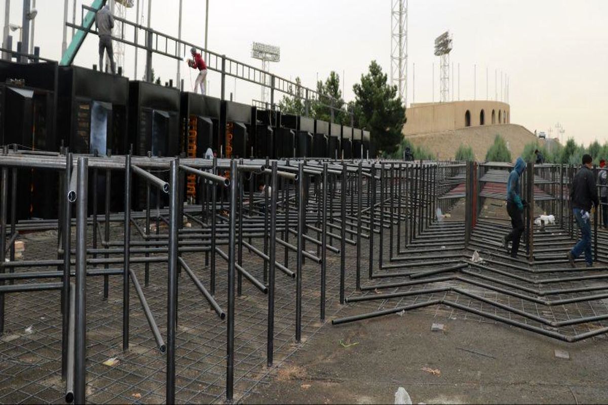 گیت های ورودی ورزشگاه آزادی