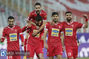 دیدار تیم های فوتبال پرسپولیس و مس رفسنجان