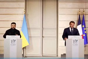 ماکرون از فشار مضاعف بر اقتصاد روسیه خبر داد