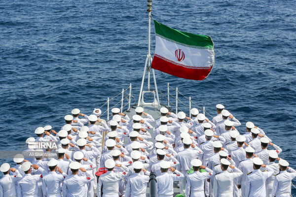 «تولد یک نجیب‌زاده» کلید خورد؛ روایت تازه لیلی عاج از شهدای ناو دنا