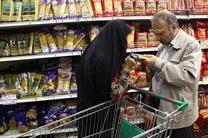 شهروندان گرانفروشی و کم فروشی را به سامانه 124 اطلاع دهند