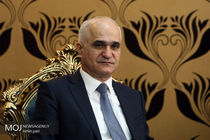 وزیر امور اقتصادی و دارایی وارد پکن شد