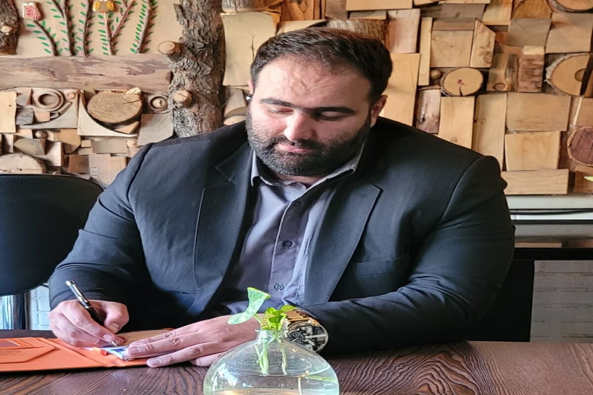 محمدرضا اکبری