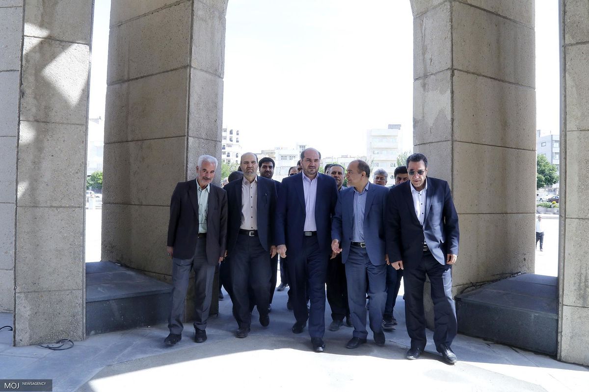 مقبره الشعرا تبریز دو