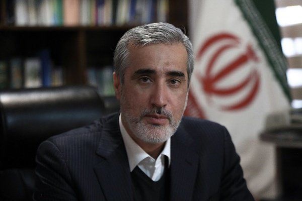احساس کردم با شرایطی که مدنظر وزیر بهداشت است، نمیتوانم کار کنم