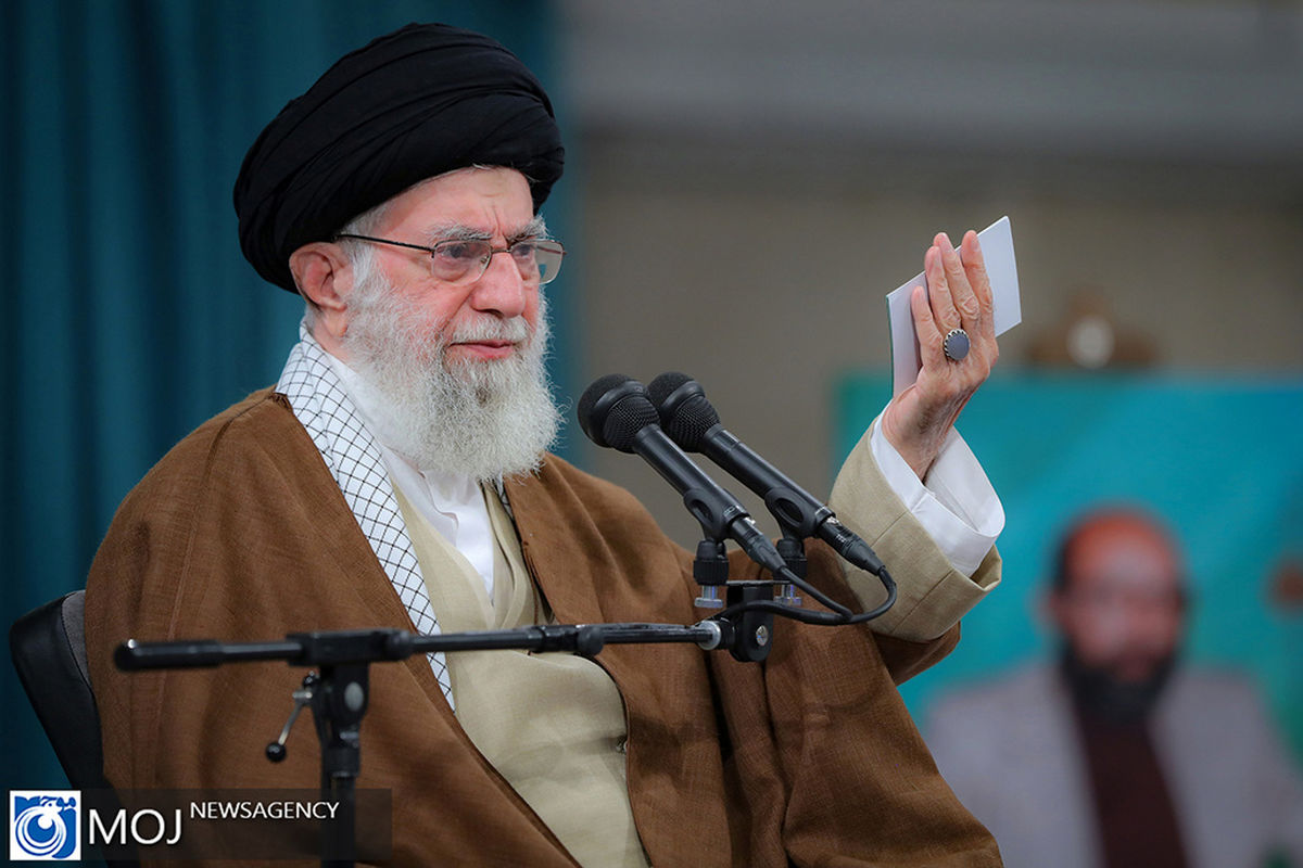 دیدار نخبگان و استعدادهای برتر علمی کشور با مقام معظم رهبری