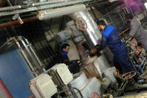 گرمای هوا متخصصان برق را راهی بیمارستان کرد