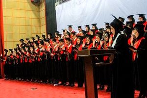 برگزاری بیست و ششمین مراسم تحلیف دانشجویان پزشکی هرمزگان 